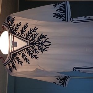 Gretchen Scott Designs long sleeve Women's Tunic in white and navy size small